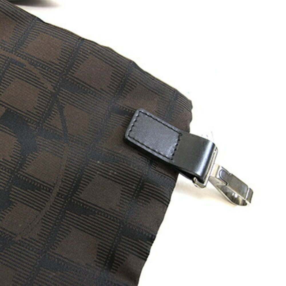 CHANEL Brown Leather Shoulder Bag - Picture 7 of 10